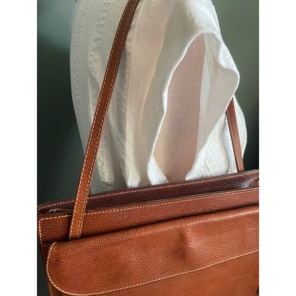 Furla Tan Leather Handbag. Made in Italy. Velvet lining. Great condition. - Picture 3 of 8